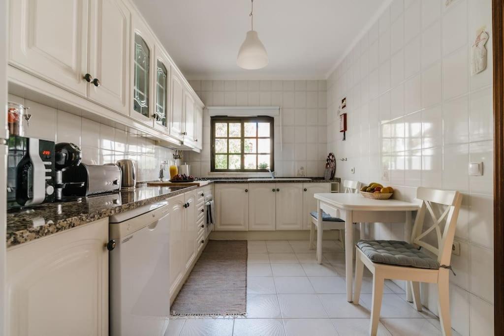 Staysalty - Resort Style Family Beach House With Pool Altura Eksteriør bilde